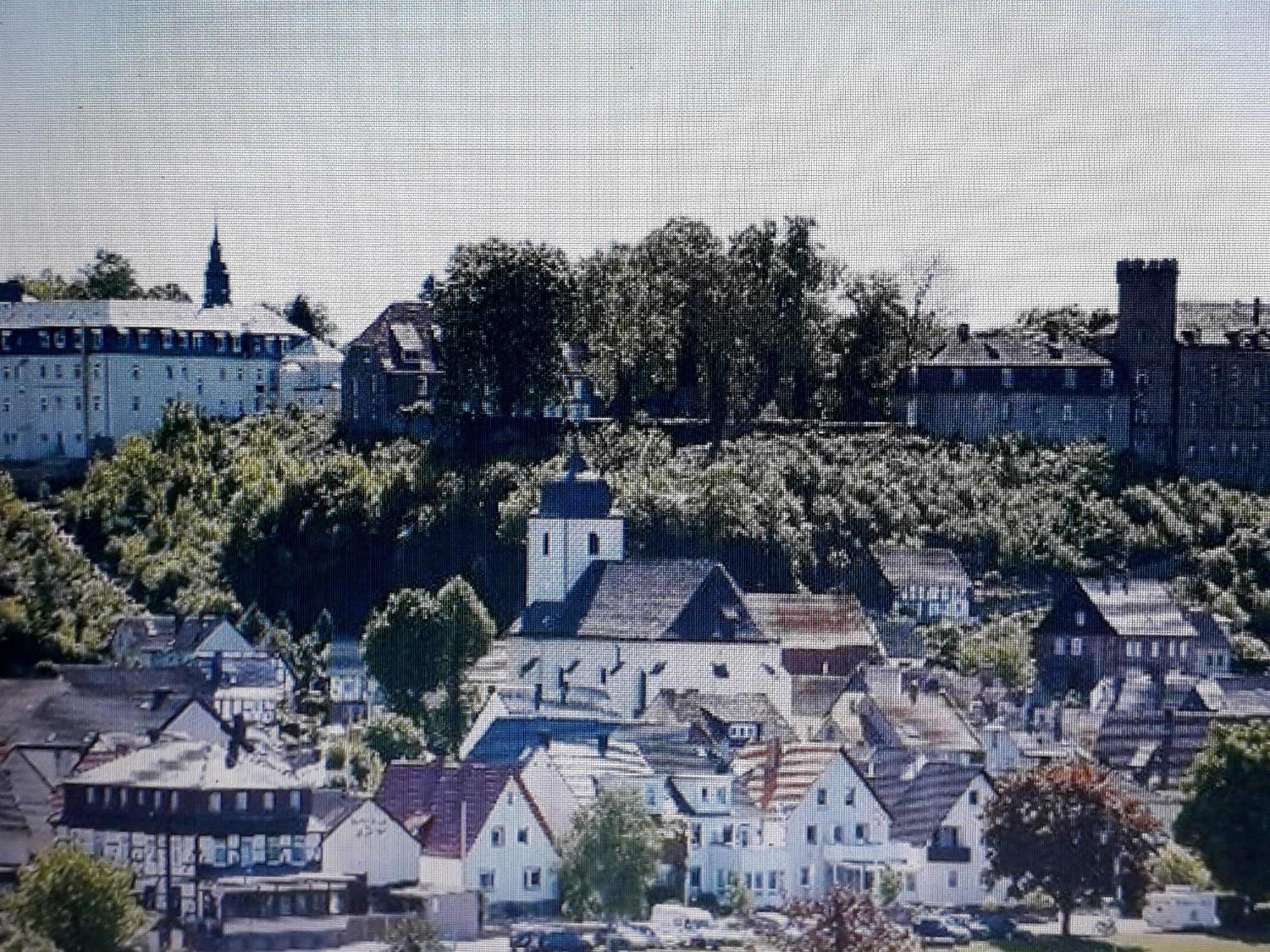 Geraeumiges Ferienhaus Beverungen Eksteriør bilde